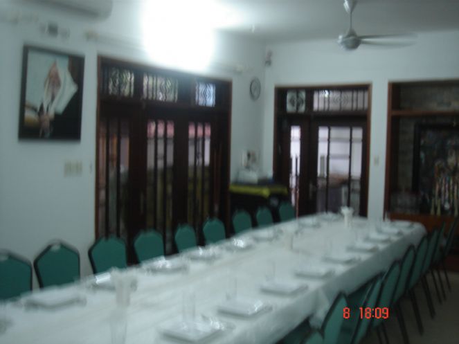 shabbas table.jpg